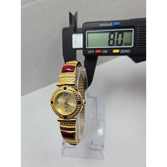 Avon Gold Tone Red Cabochon Bracelet Watch Japan Quartz New Battery 24mm Classic - Picture 6 of 11